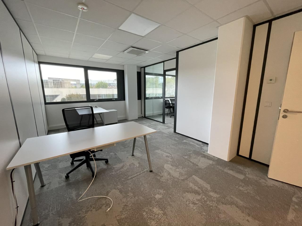 Bureau Sophia Antipolis 2044m² Location bureau Sophia Antipolis Alpes-Maritimes OLBUR2427246 1
